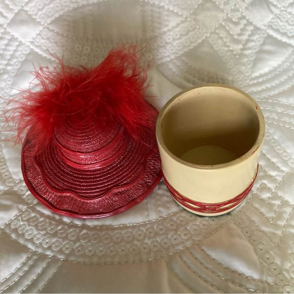 Vintage Sarna “Bedroom Eyes “ Hat Trinket Box - Picture 3 of 9